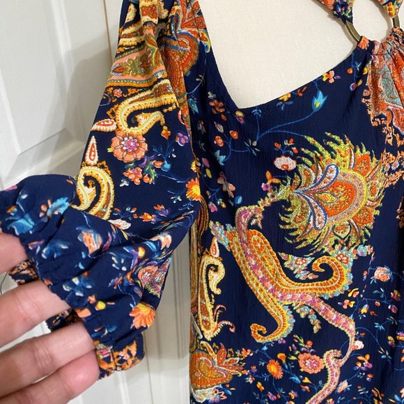 S Entro Top with Navy and Orange Print, Cold Shoulder, Gold Ring at Neck/Back - Picture 4 of 9